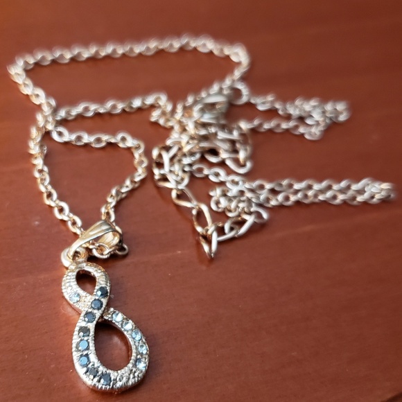 rose gold rhinestone infinity loop necklace - Picture 3 of 5